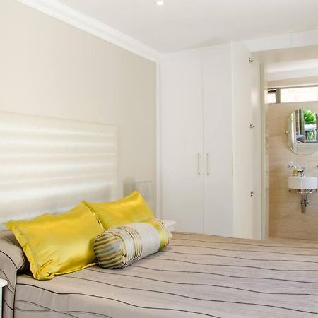 Echo Friendly Sunny Contemporary Garden Flat Apartment เคปทาวน์ ภายนอก รูปภาพ