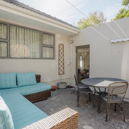 Echo Friendly Sunny Contemporary Garden Flat Apartment เคปทาวน์ ภายนอก รูปภาพ