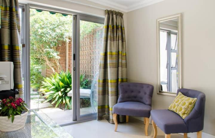 Echo Friendly Sunny Contemporary Garden Flat Apartment เคปทาวน์ ภายนอก รูปภาพ